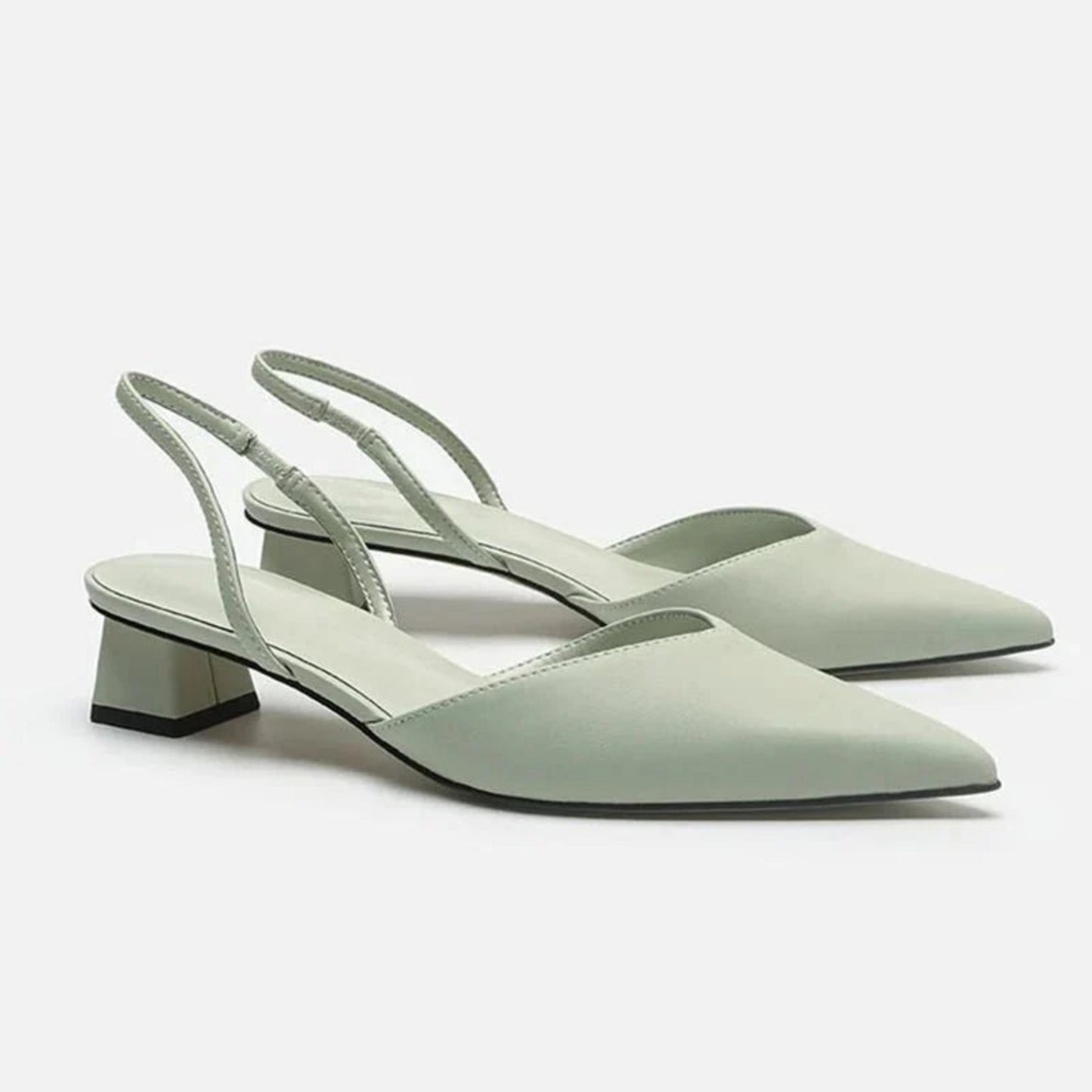 Chaussures à talons plats noirs élégantes pour femme