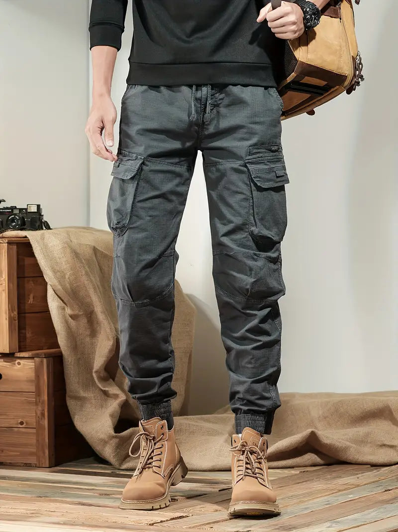 Pantalon homme noir pratique avec poches nombreuses