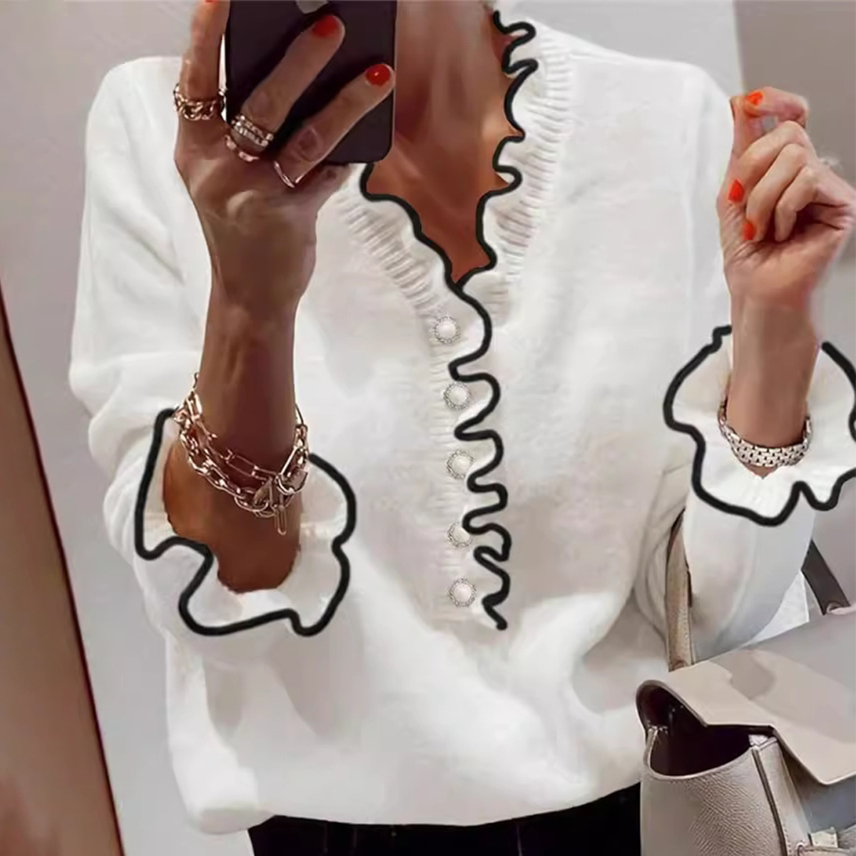 Blouse Féminine Blanche Brodée avec Volants - LuxeStyle