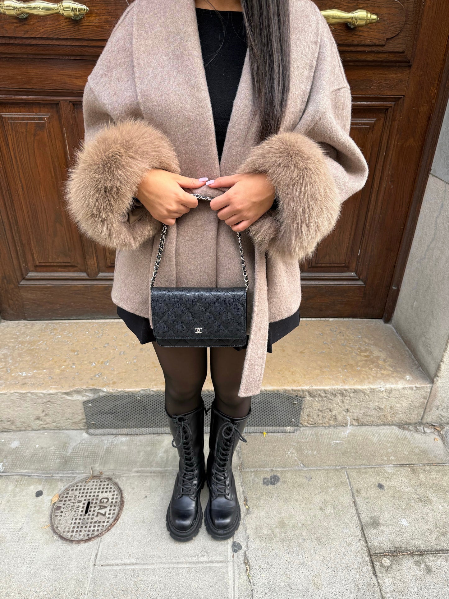 Manteau Femme Hiver Élégant avec Détails Colorés - LuxeStyle