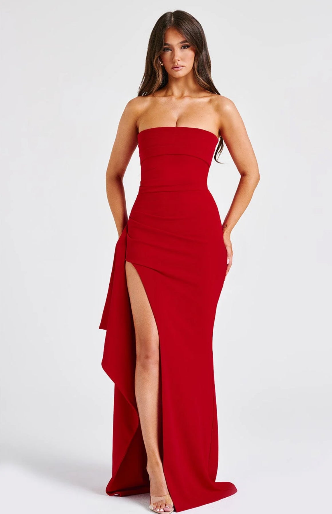Robe femme maxi décolletée élégante