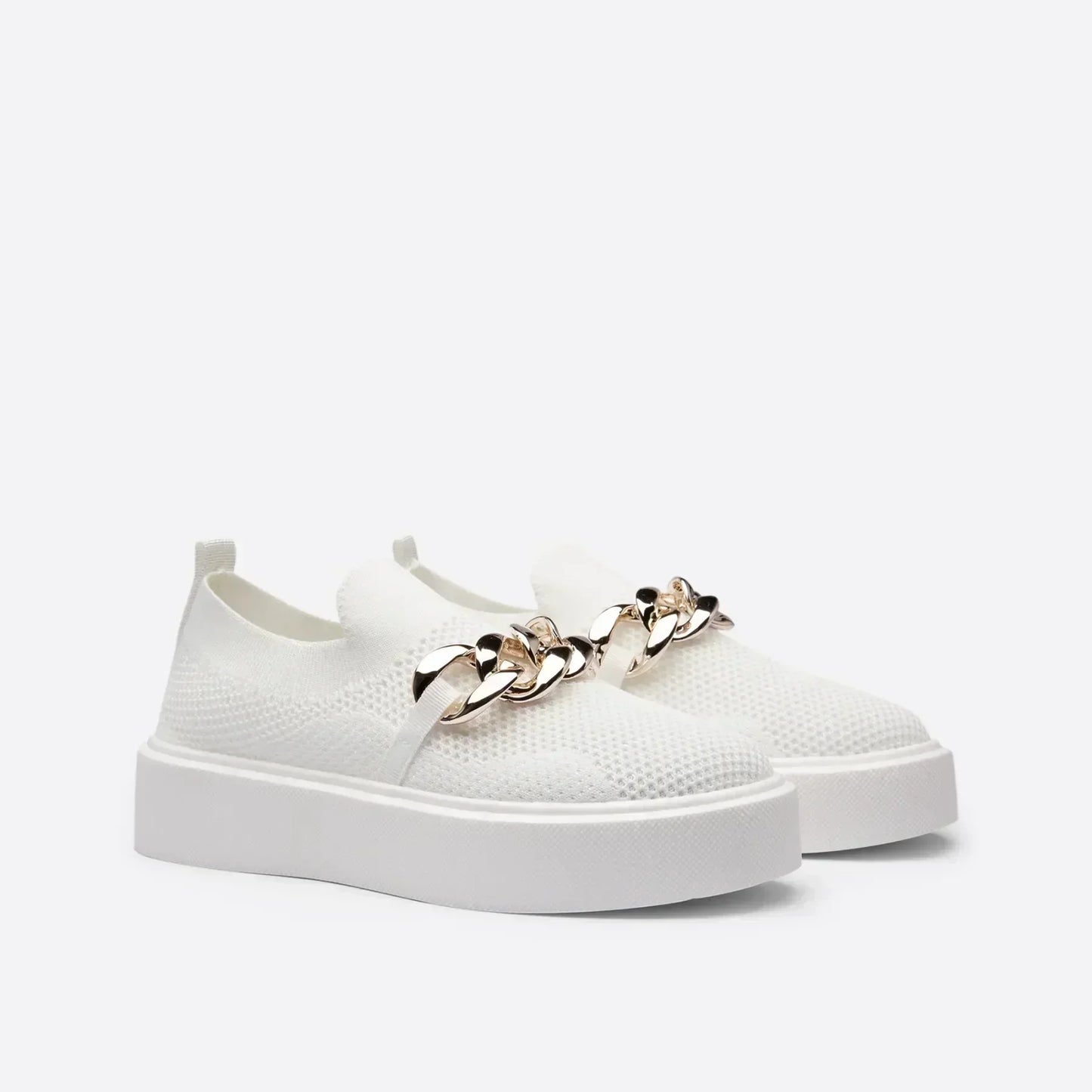 Chaussures tendance à boucles métal