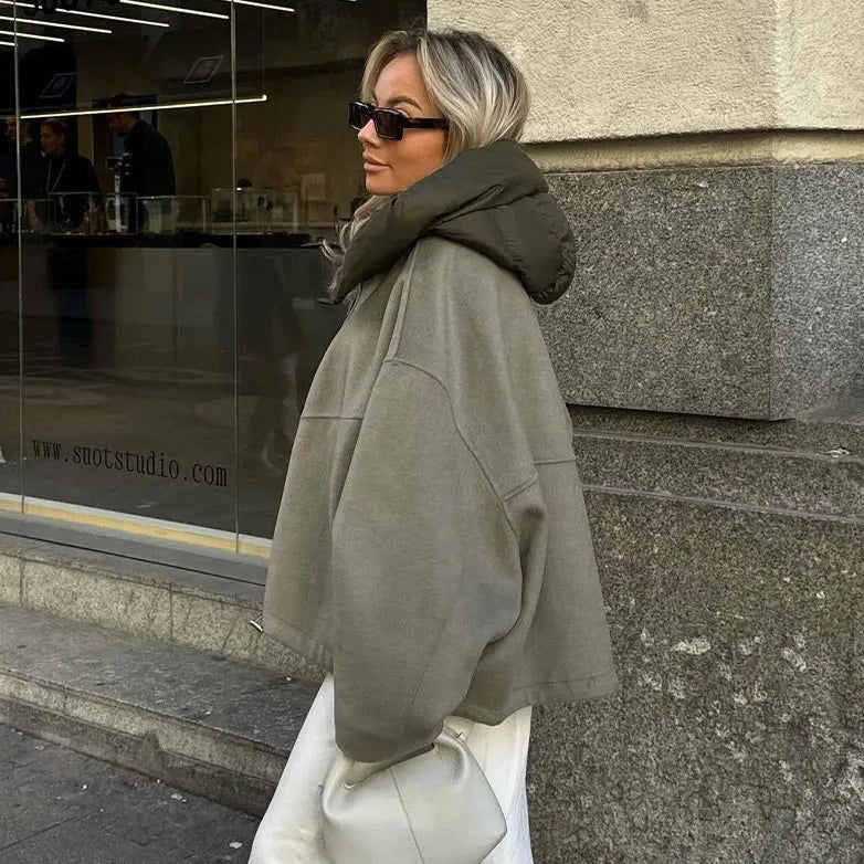Veste à capuche chic pour femme tendance - LuxeStyle