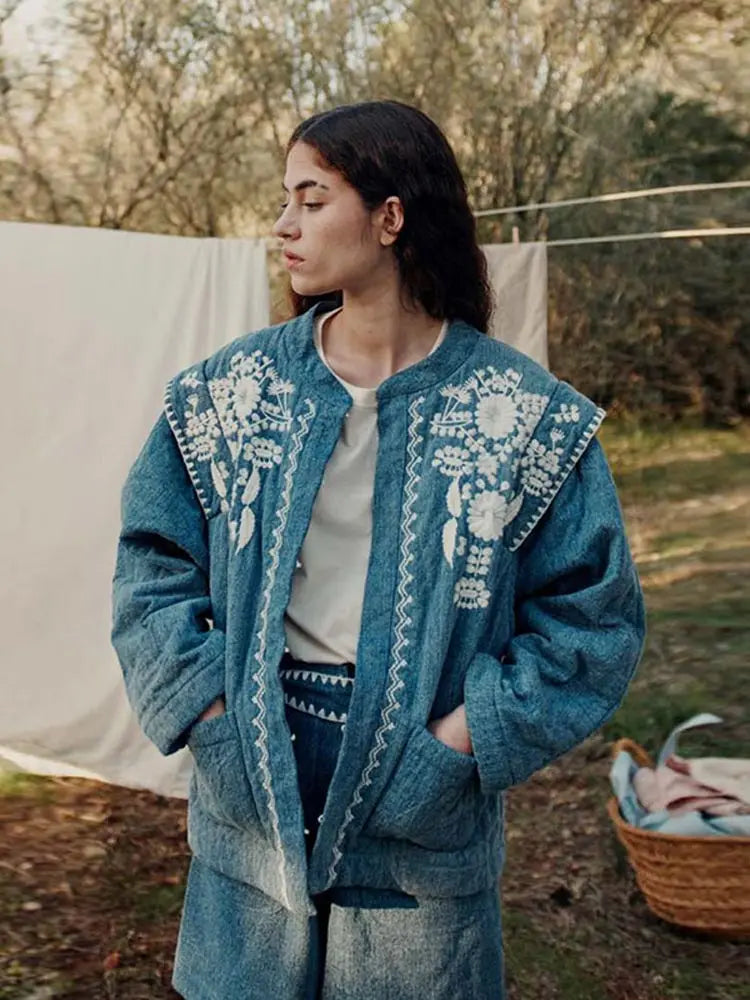 Veste Brodée Fleurie Féminine