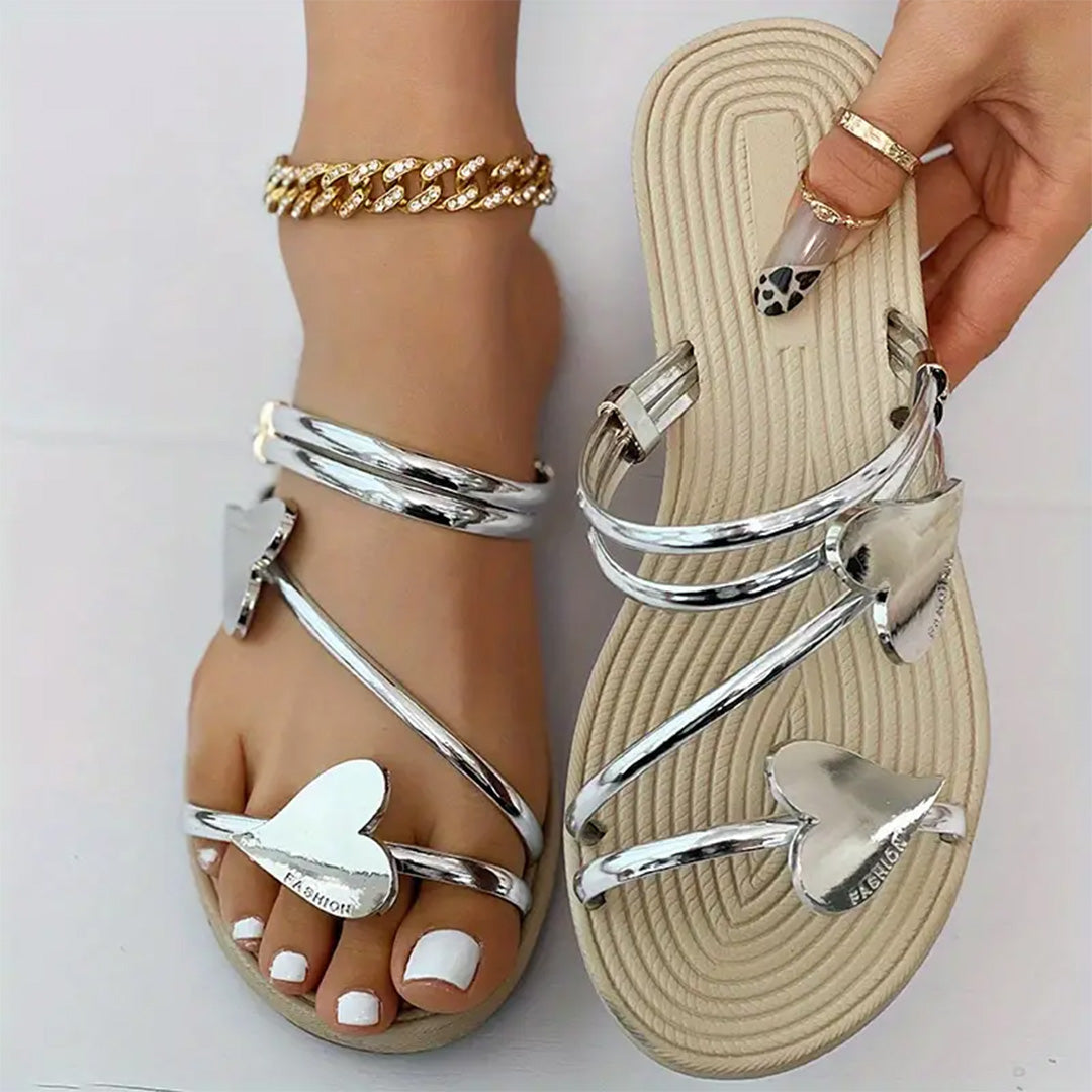 Sandales Chic avec Brides Cœur et look Détendu