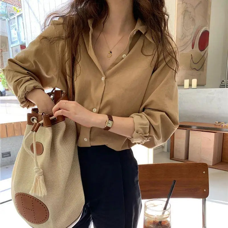 Chemisier élégant satin vert femme manches longues