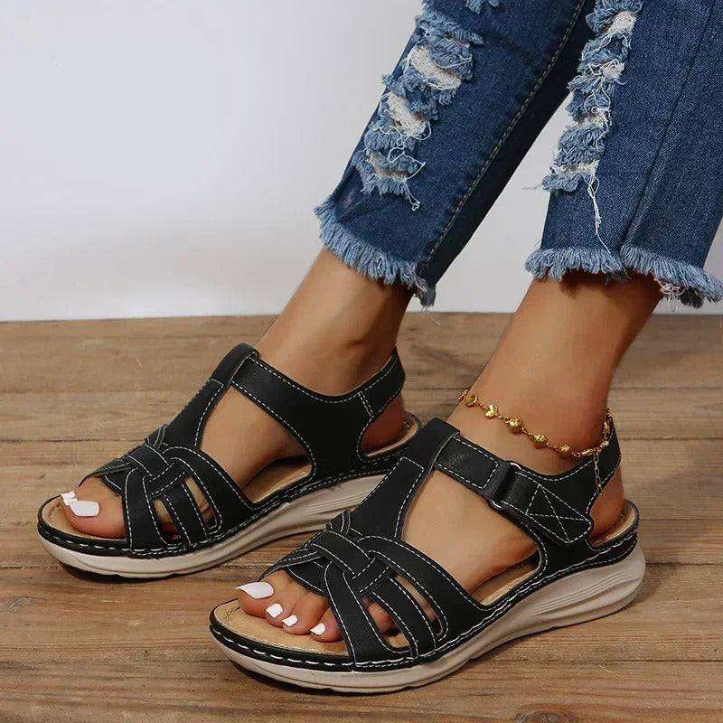 Sandales à talons hauts décolletées tendance