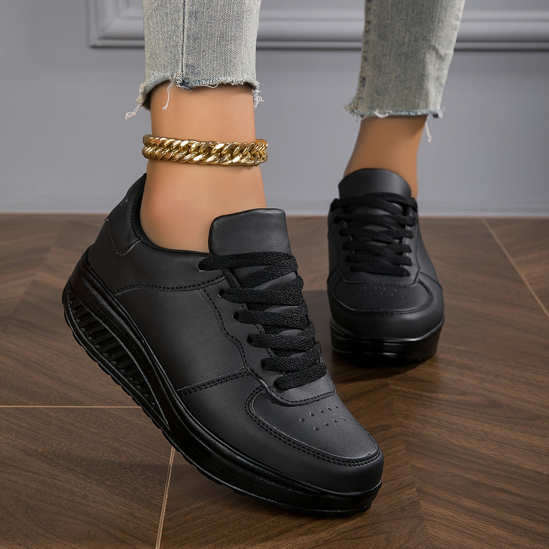 Chaussures de marche robustes et légères à lacets