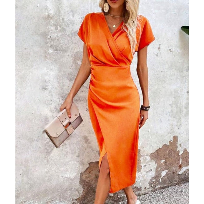 Robe femme élégante avec décolleté profond et manches courtes - LuxeStyle