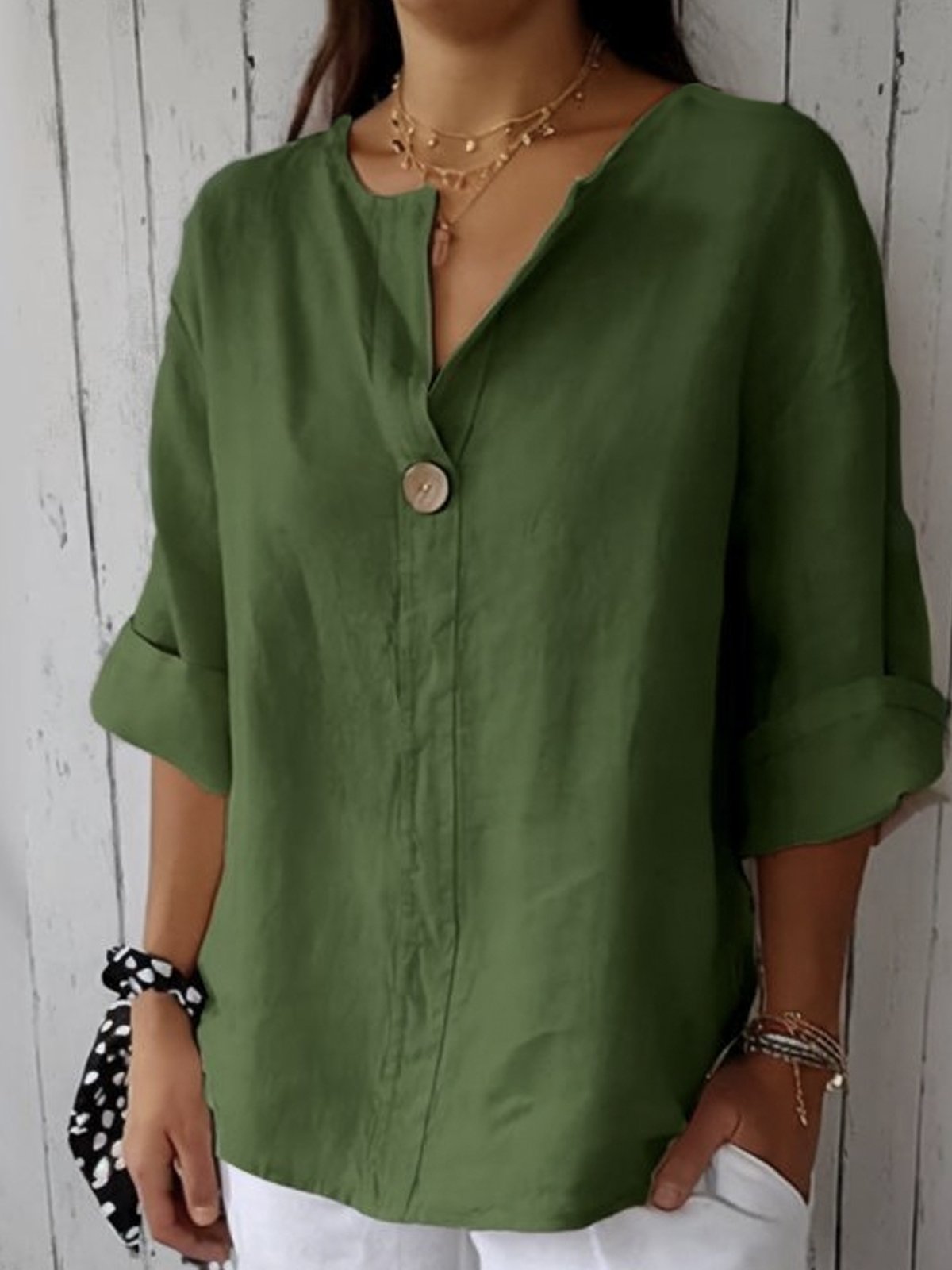 LinVea™ – Blouse Femme en Lin Léger avec Col V Élégant et Bouton en Bois