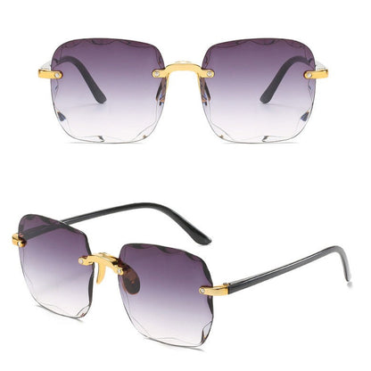 Lunettes de soleil femmes tendance à monture brillante