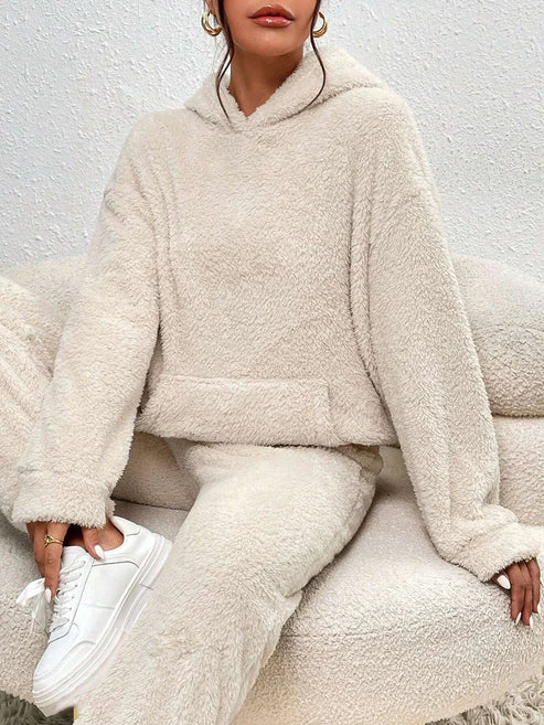 Survêtement Féminin Confortable avec Capuche et Pantalon - LuxeStyle
