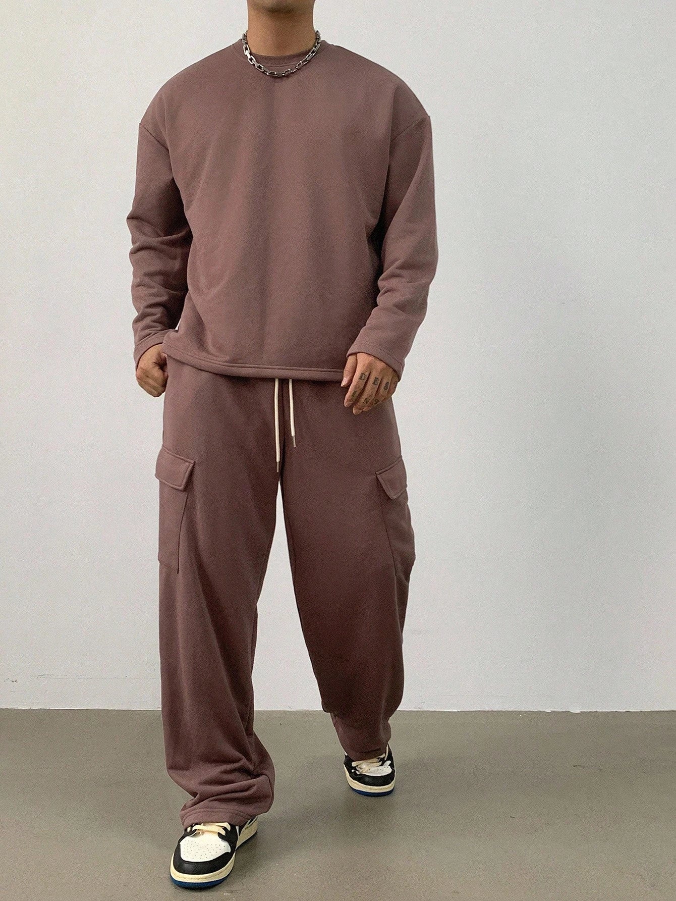 Tenue Complète Homme Manches Longues et Pantalon Chino - LuxeStyle