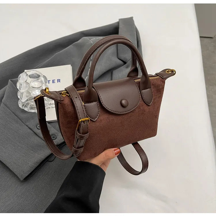 Sac Femme Élégant – Porte-Monnaie Simili Cuir Compact avec Sangle Ajastable & Décor Métallisé