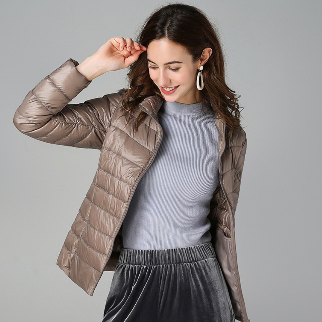 Veste de Pluie Féminine Légère et Polyvalente