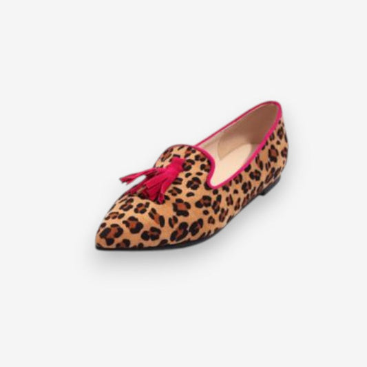 Chaussons Chic à Pointe avec Rivets Léopard Glamour - LuxeStyle