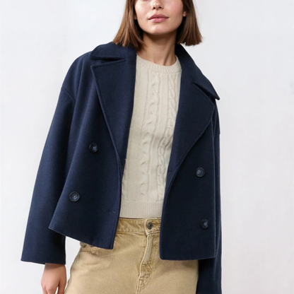 Veste féminine légère et douillette - LuxeStyle