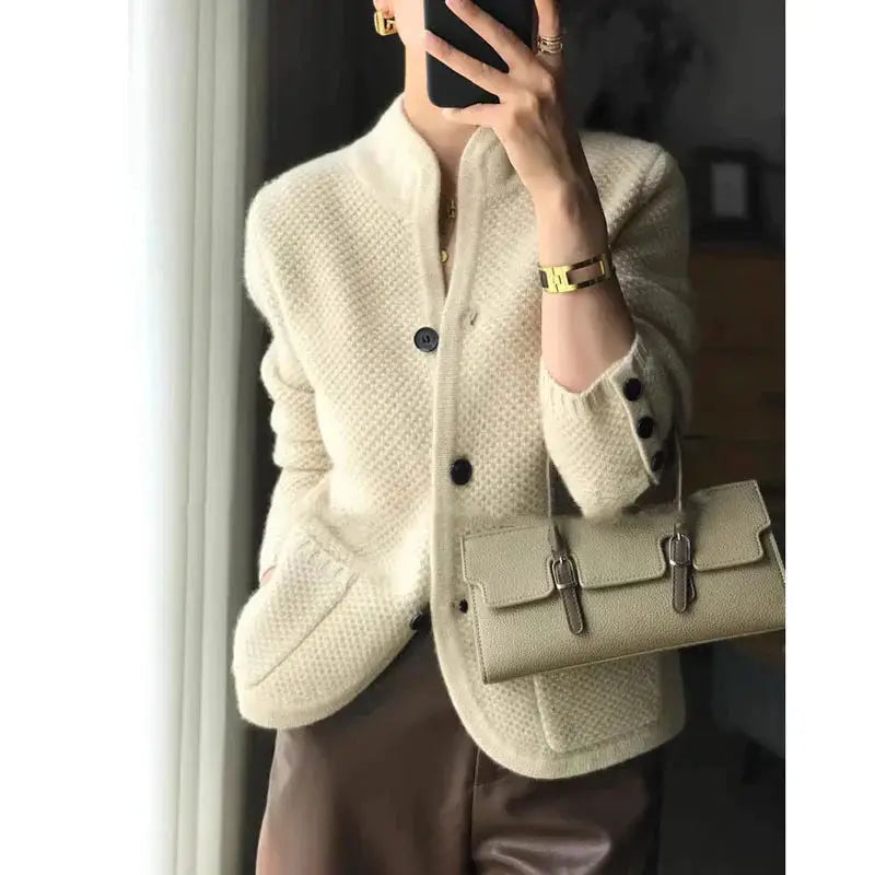 Cardigan Élégant Boutonné Taille Parfaite - LuxeStyle