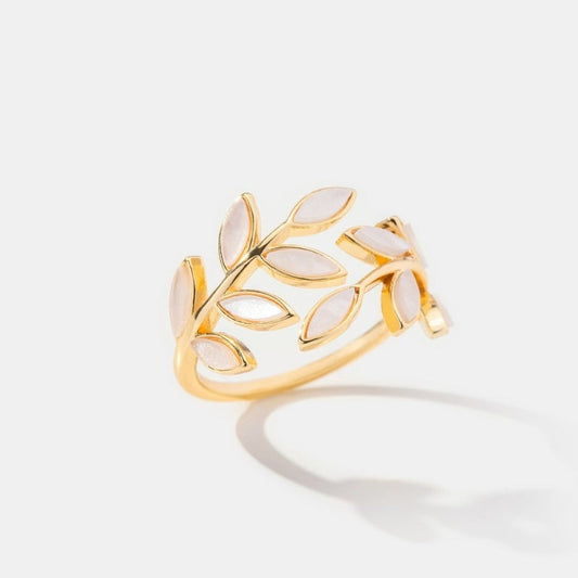 Bague Élégante Feuilles Délicates - LuxeStyle