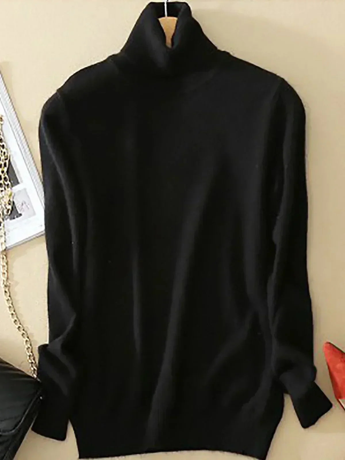 Pull femme noir élégant col rond - LuxeStyle