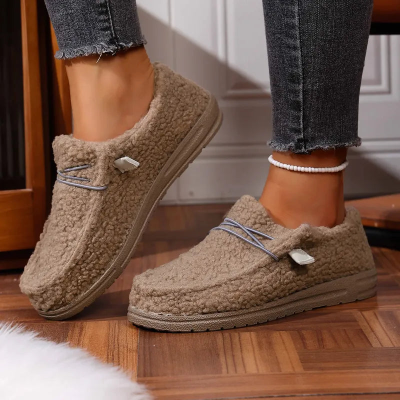 Chaussons Teddy Confort Femme - Pantoufles Élégantes et Chaudes pour Maison et Extérieur