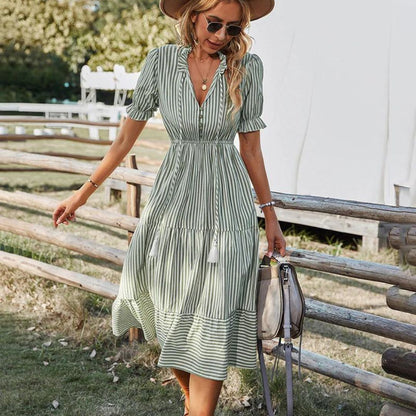 Pomelina™ – Robe Midi Femme Élégante avec Détails de Pompons et Rayures