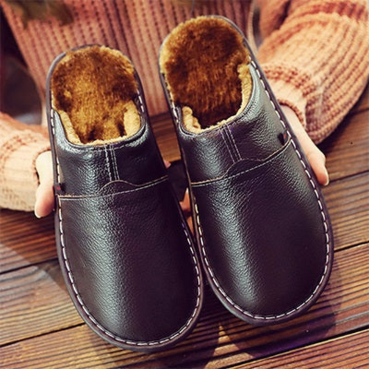 Pantoufles Cuir Étanches pour Homme Confortable - LuxeStyle