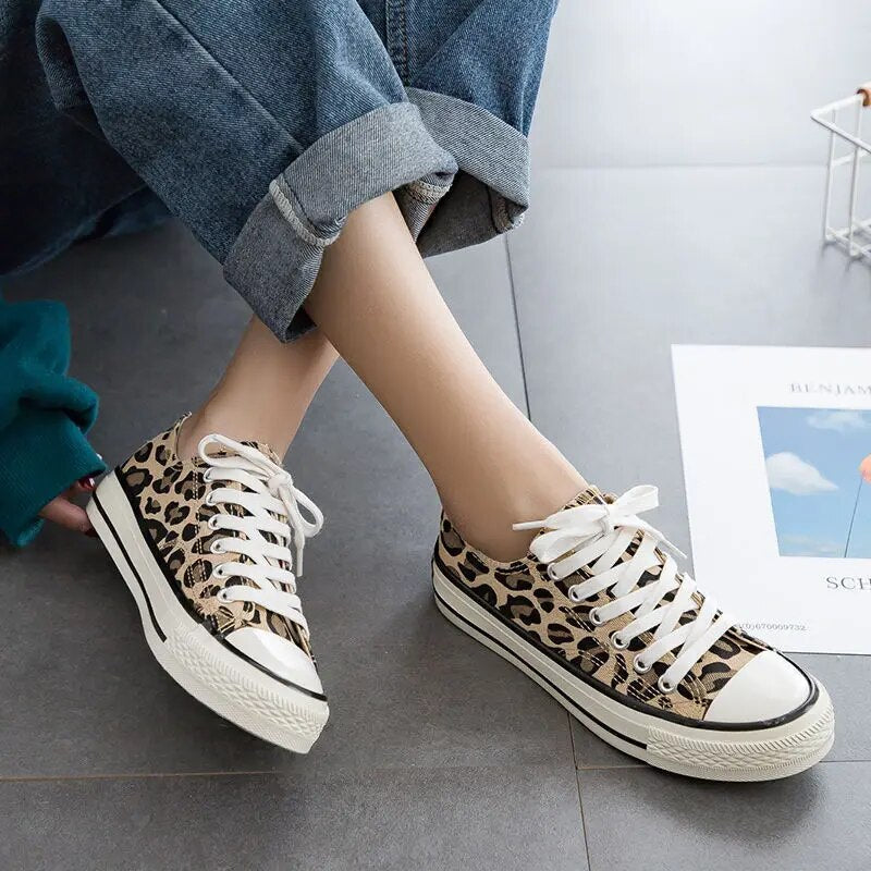 Baskets tendance imprimé sauvage avec semelle confort