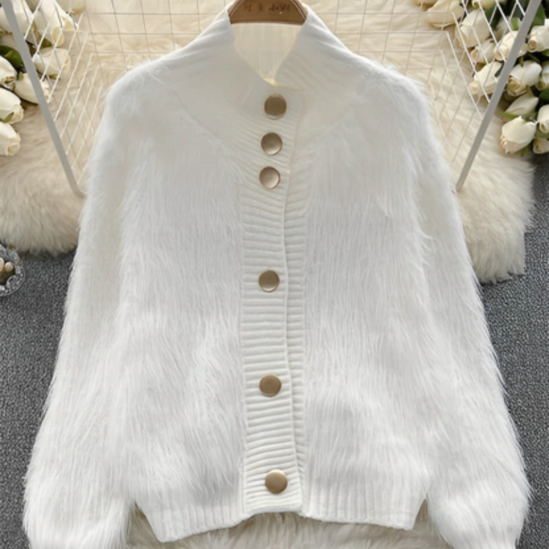 Cardigan Douillet en Maille avec Col Rib et Fermeture Boutons
