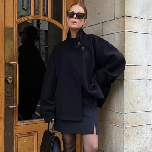 Veste Hiver Féminine Élégante – Parka Chaude et Tendance avec Capuche et Coupes Slim - LuxeStyle