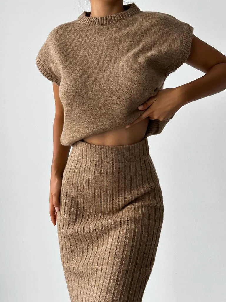 Pull Femme Tricoté Blanc Cassé à Manches Courtes - LuxeStyle