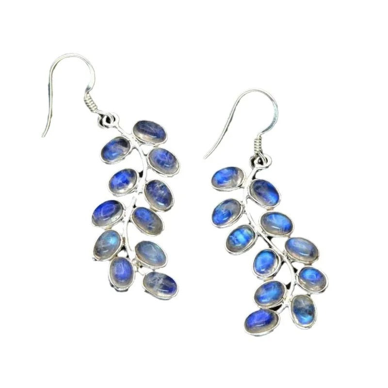 Boucles d'oreilles pendantes chic fleuries avec pierres et feuilles délicates - LuxeStyle