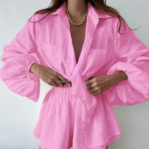 Tenue Détente Femme : Blouse Large et Short Court