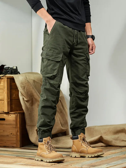 Pantalon homme noir pratique avec poches nombreuses
