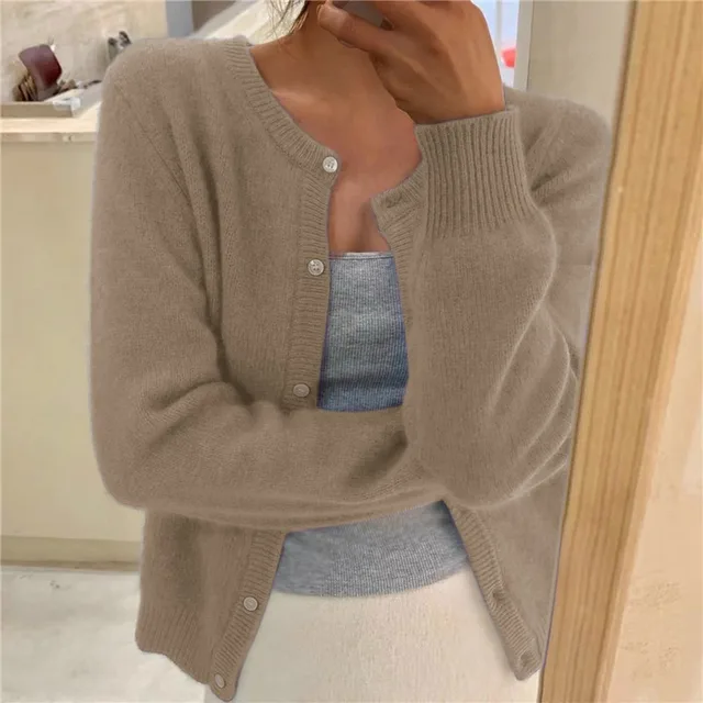 Cardigan Femme Chic en Maille Molle