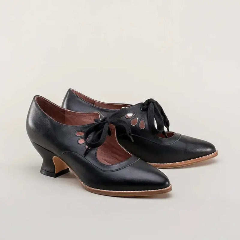 Chaussures à Talons Élégantes Découpées