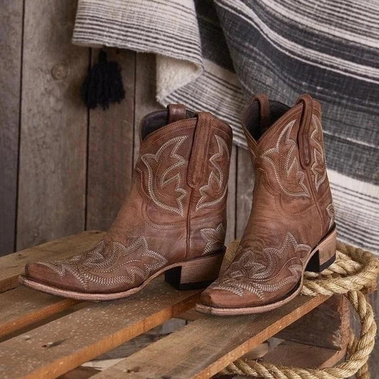Bottes Féminines Mi-Mollet Pointues - LuxeStyle