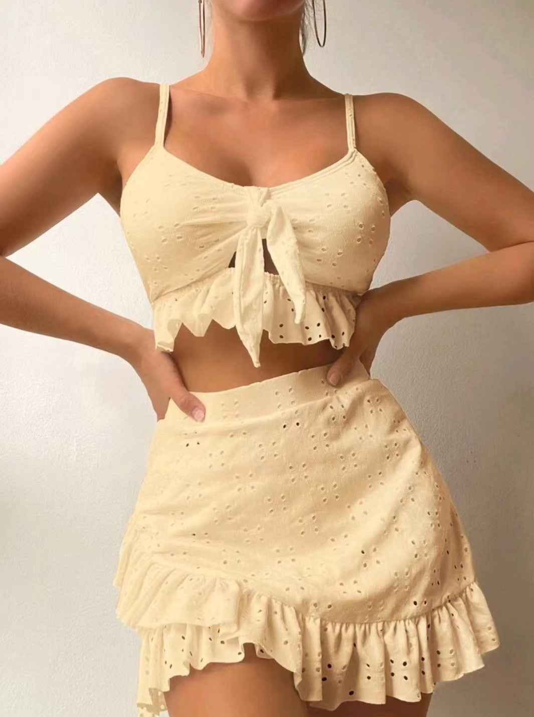 Maillot de Bain Élégant 3 Pièces pour Femme - Bikini Fashion avec Dentelle et Haut de Bain