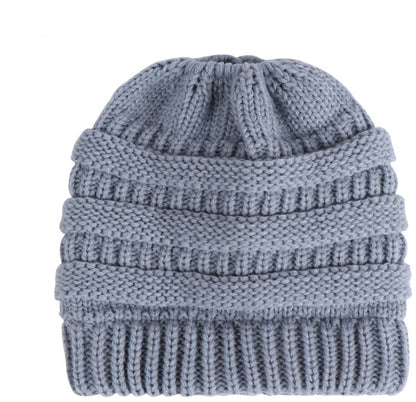Bonnet Tricoté Douillet pour Queue-de-Cheval Hiver