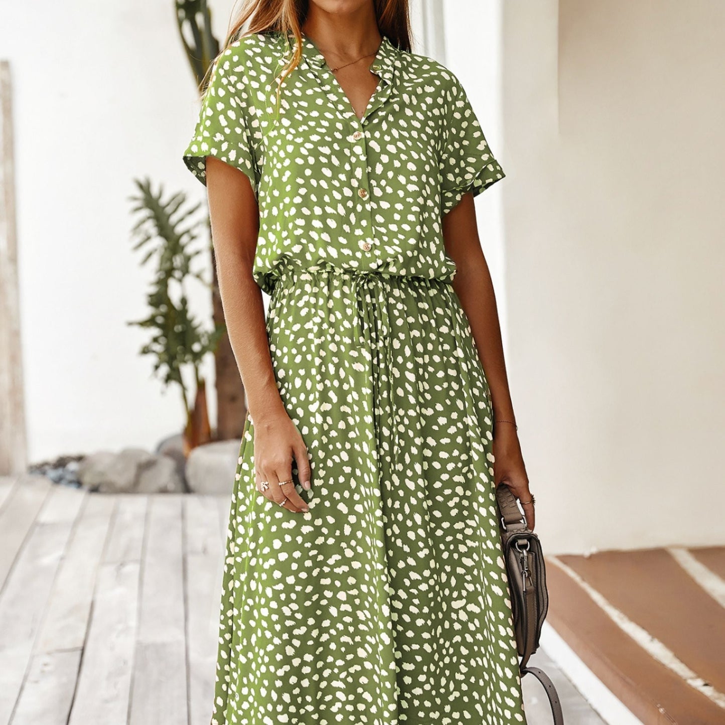 PolkaBrise™ – Robe Chemise Femme À Pois Ajustable Élégance Estivale