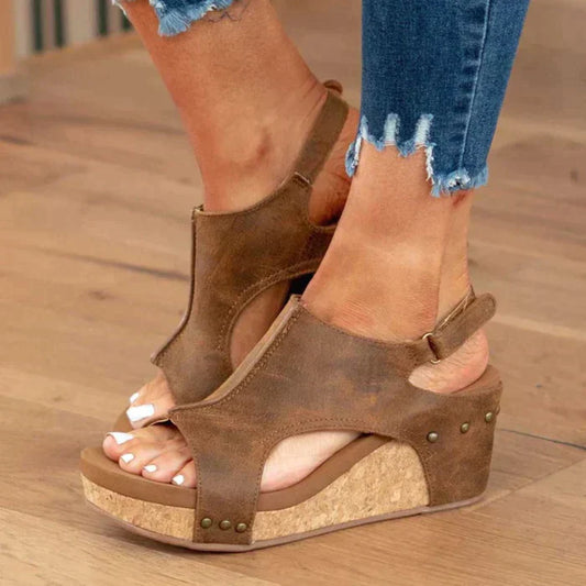 Sandales Femmes Élégantes – Cuir Synthétique, Talon Épais, Bout Découvert & Fermeture Arrière - LuxeStyle