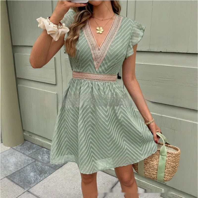 Robe Femme Chic Mi-Longue Décolleté Profond - LuxeStyle