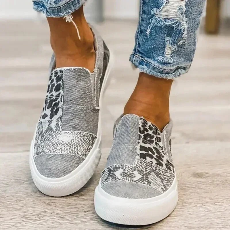 Baskets mode à lacets avec motif animalier chic