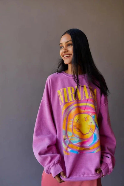 NirvanaStyle™ – Sweatshirt Femme Oversized Confort Doux avec Graphiques Iconiques