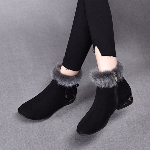 Bottes Femmes Hiver Chaudes & Tendances pour un Look Chic - LuxeStyle