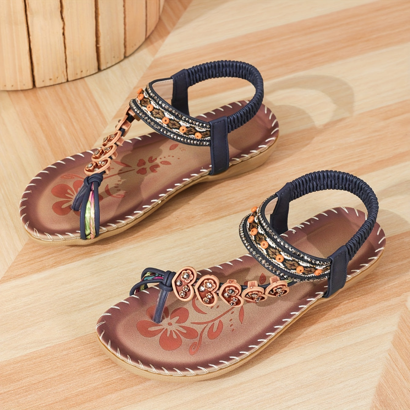 Sandales à lanières chic avec motif cœur romantique