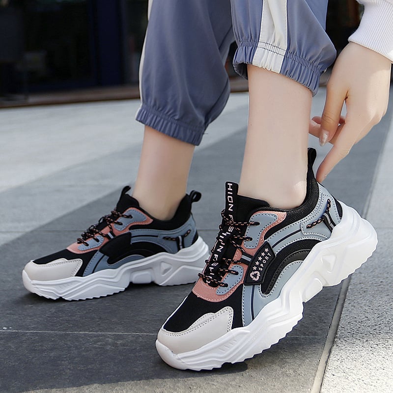 Baskets Féminines Confort – Sneakers Sport Mesh avec Détail Cuir - LuxeStyle