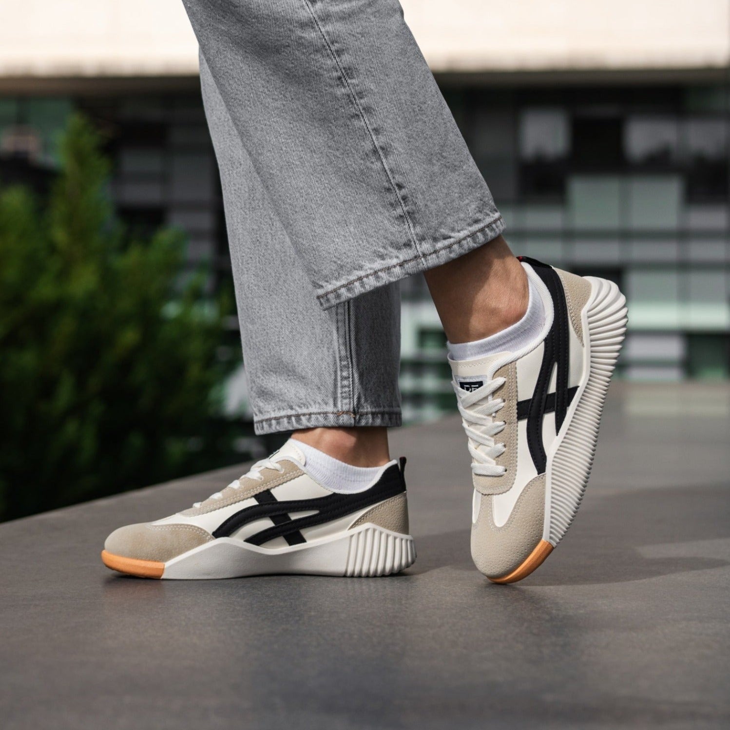 Baskets Running Asics Neutres Homme - LuxeStyle