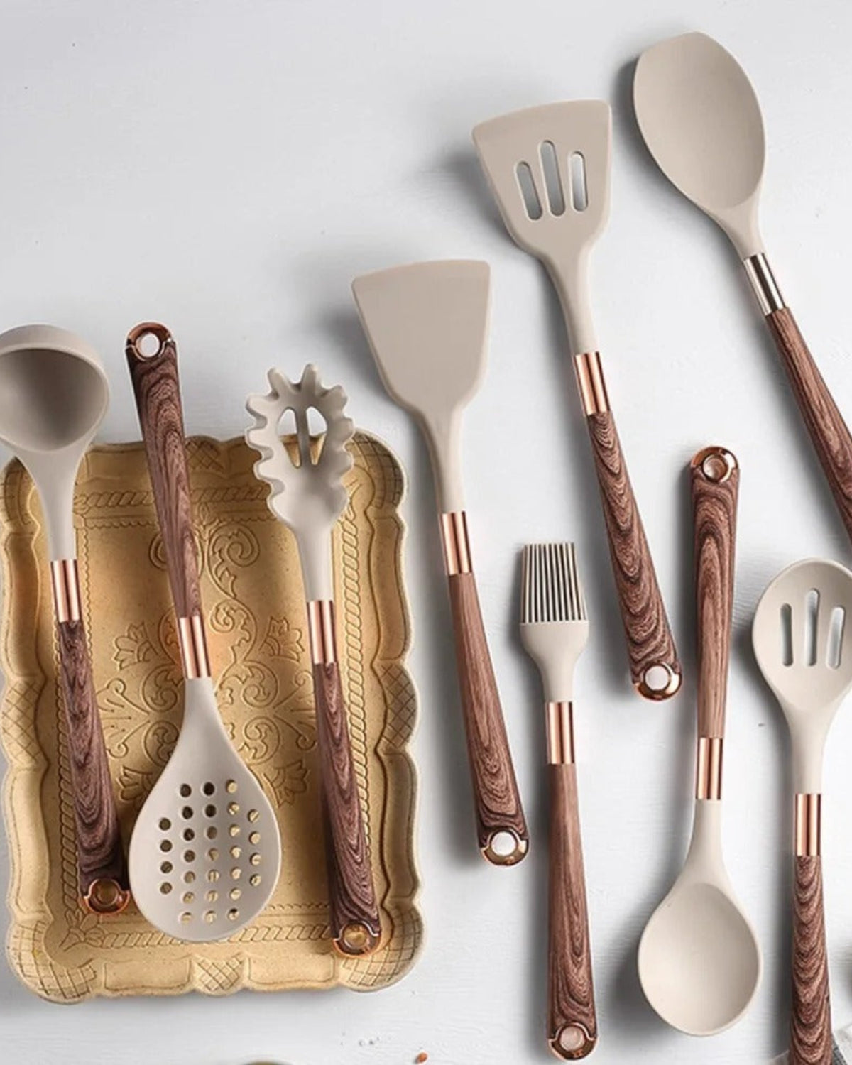 Accessoires de Cuisine en Silicone avec Poignées en Bois, 10 Pièces - LuxeStyle