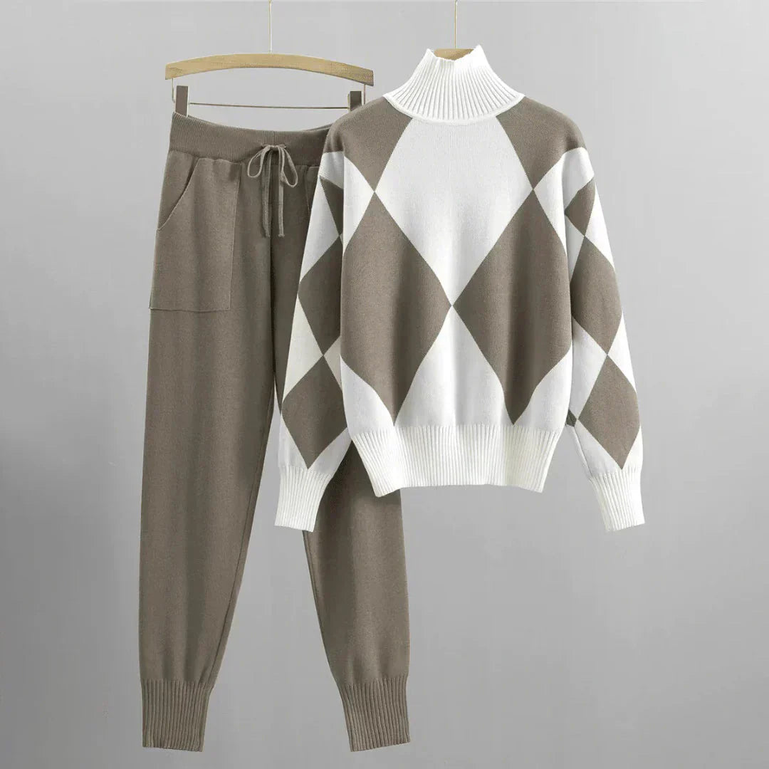 Tenue Décontractée Femme - Ensemble Confort avec Sweat à Capuchon & Pantalon Élastique
